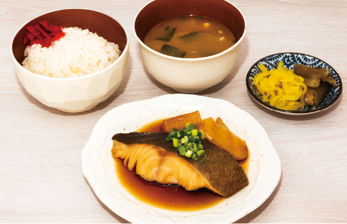 銀鱈煮付け定食