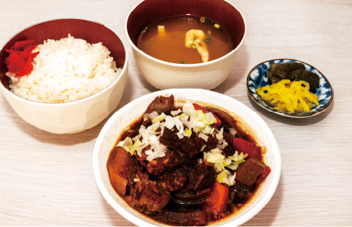 牛すじ煮込み定食